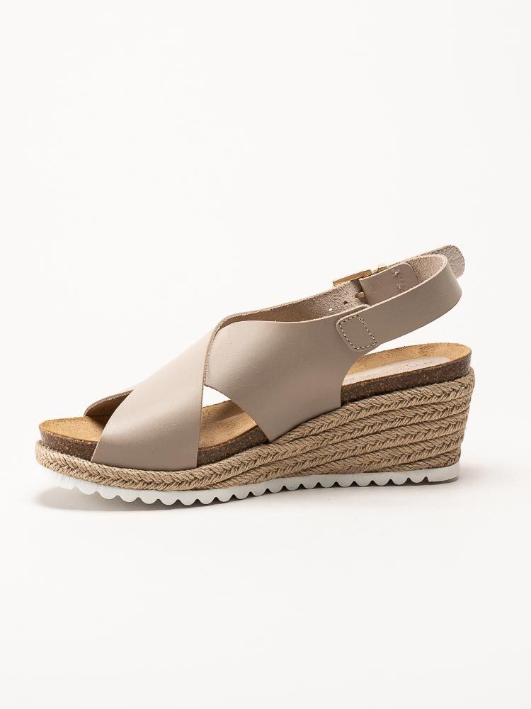 Sweeks - Selma Cross - Beige kilklackade sandaletter i skinn