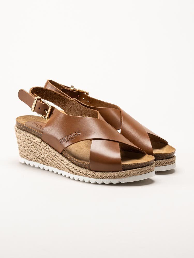 Sweeks - Selma Cross - Bruna kilklackade sandaletter i skinn