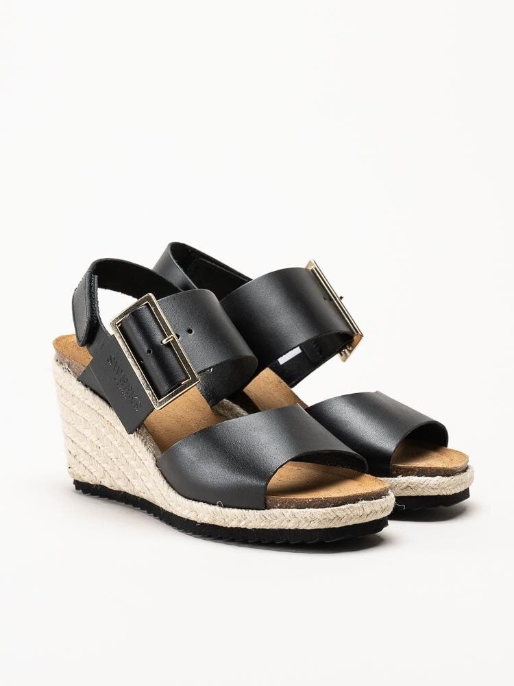 Sweeks - Tyra - Svarta kilklackade sandaletter i skinn
