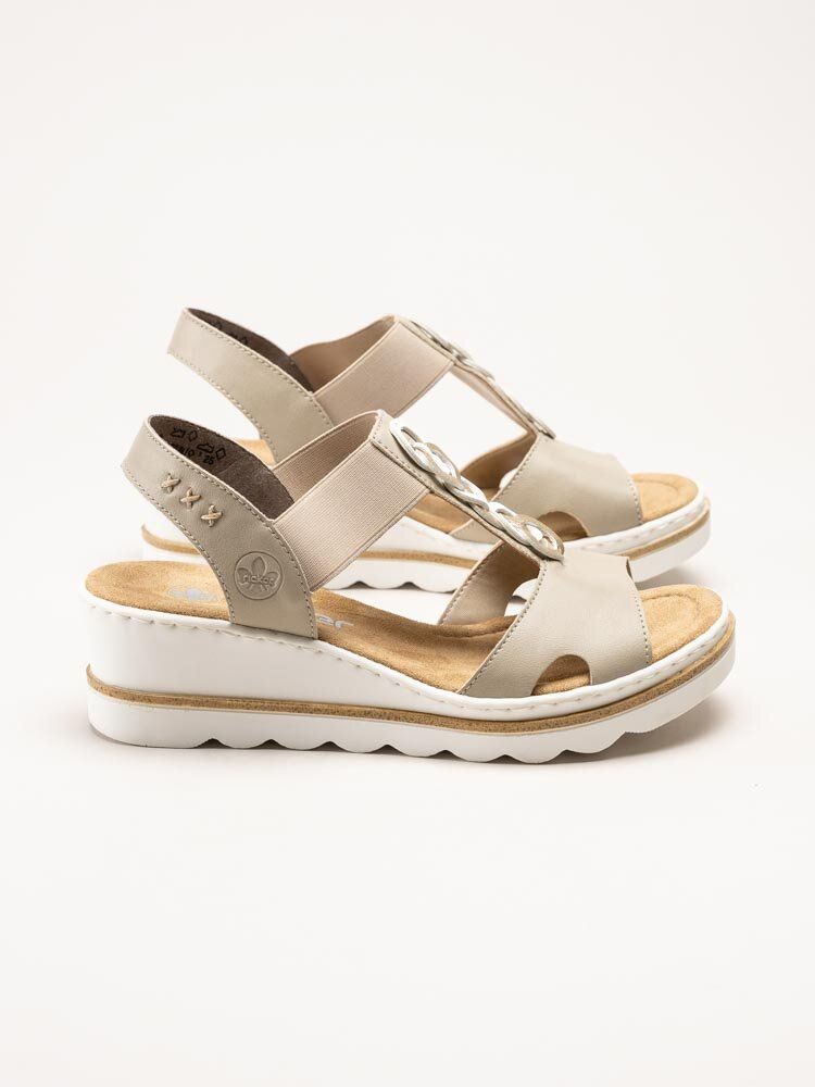 Beige sandaletter med kilklack