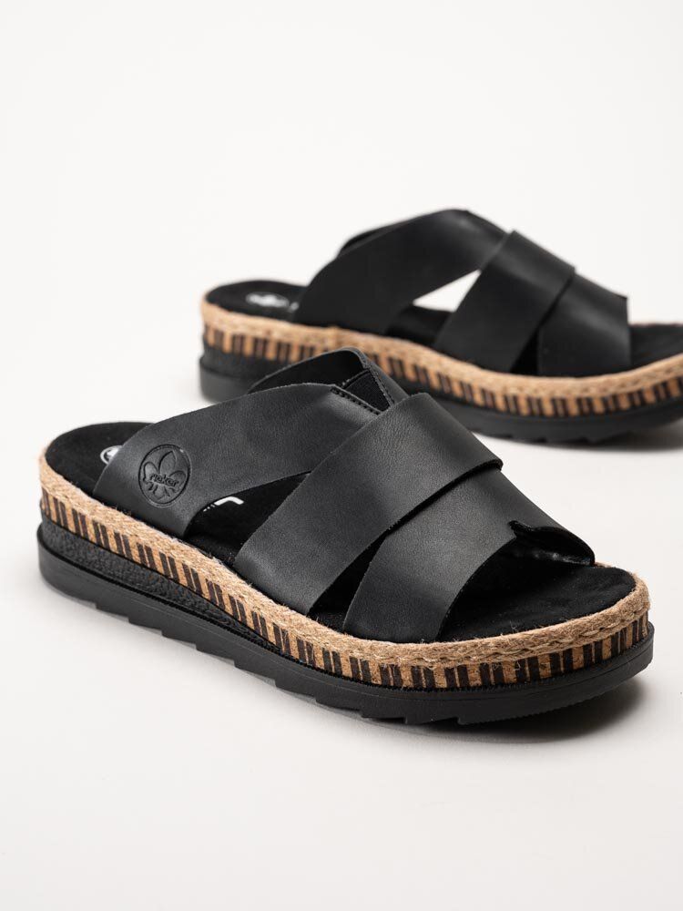 Rieker - Svarta kilklackade slip in-sandaler