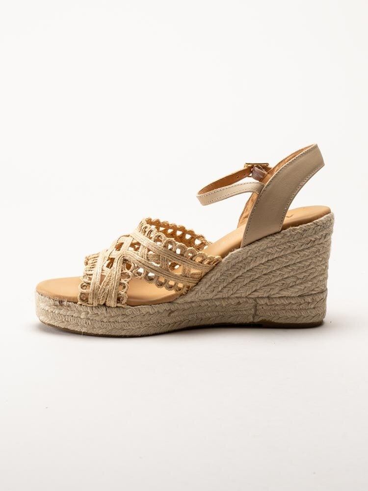Alberville - Viveca Macrame - Beige kilklackade sandaletter