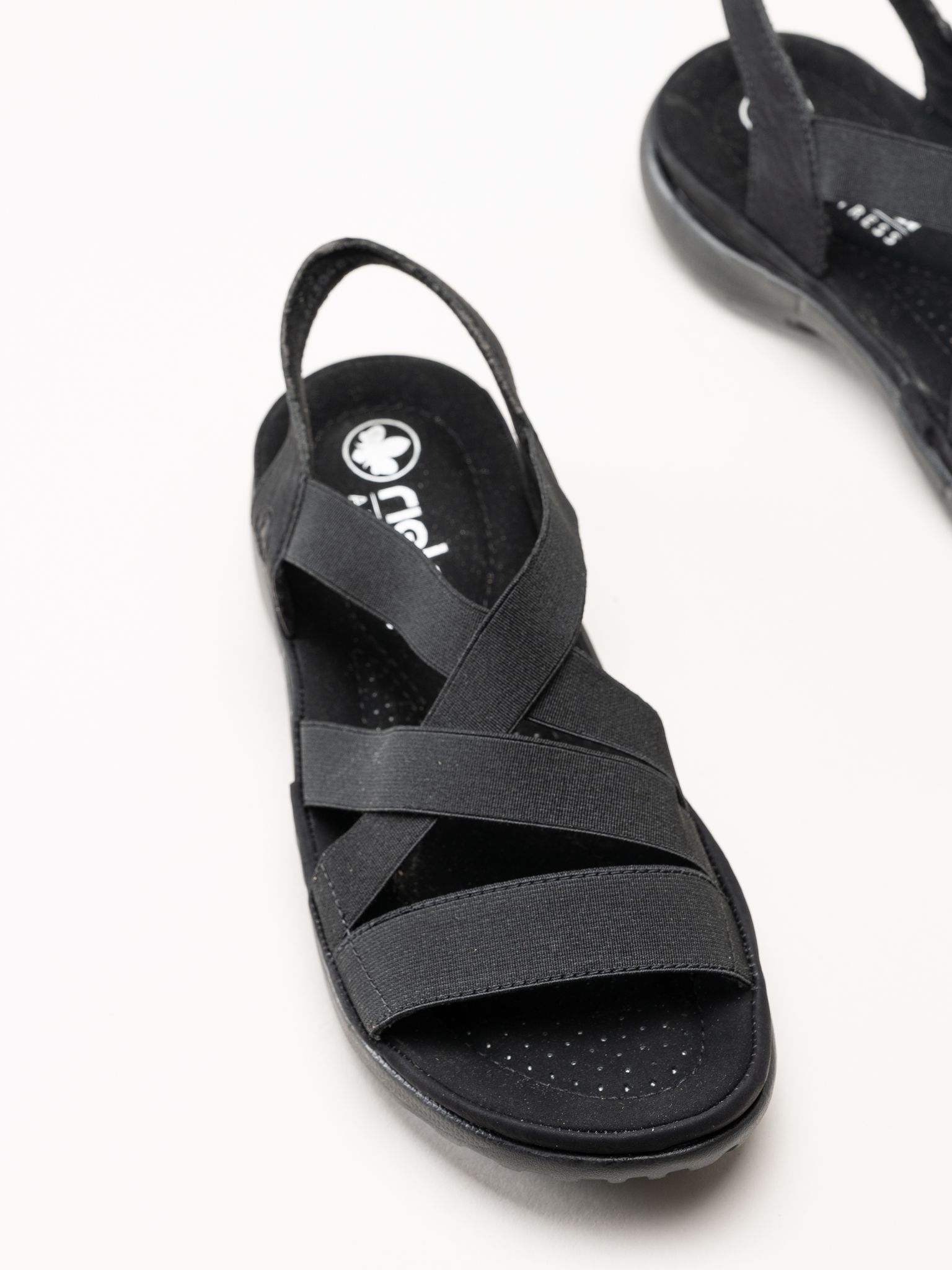 Rieker - Svarta sandaler