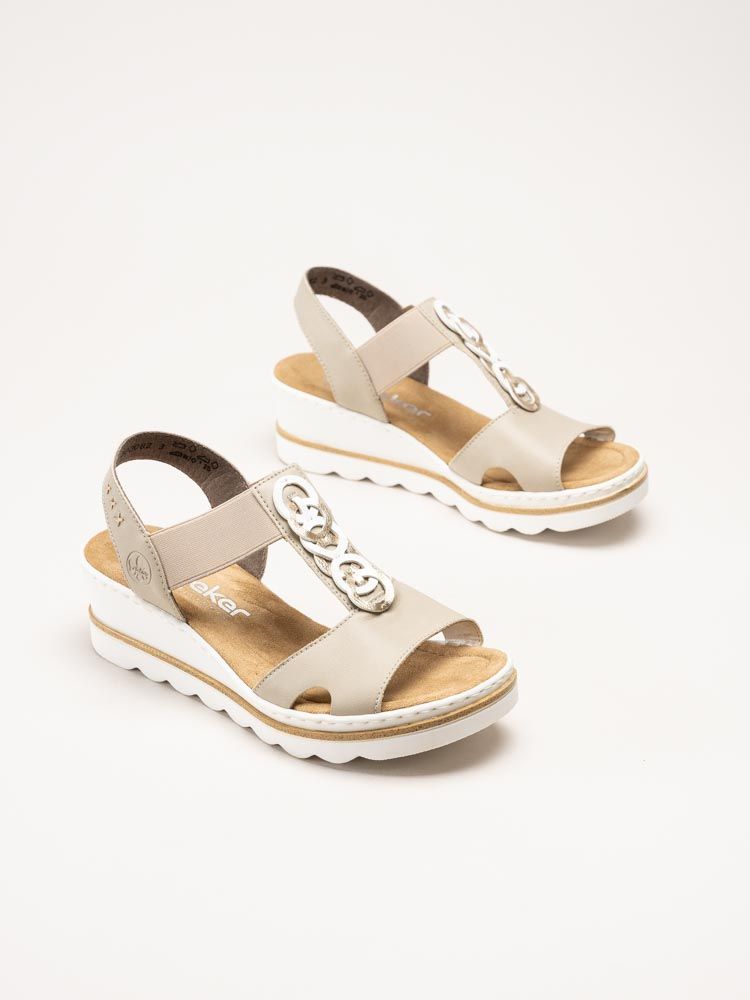 Rieker - Beige sandaletter med kilklack