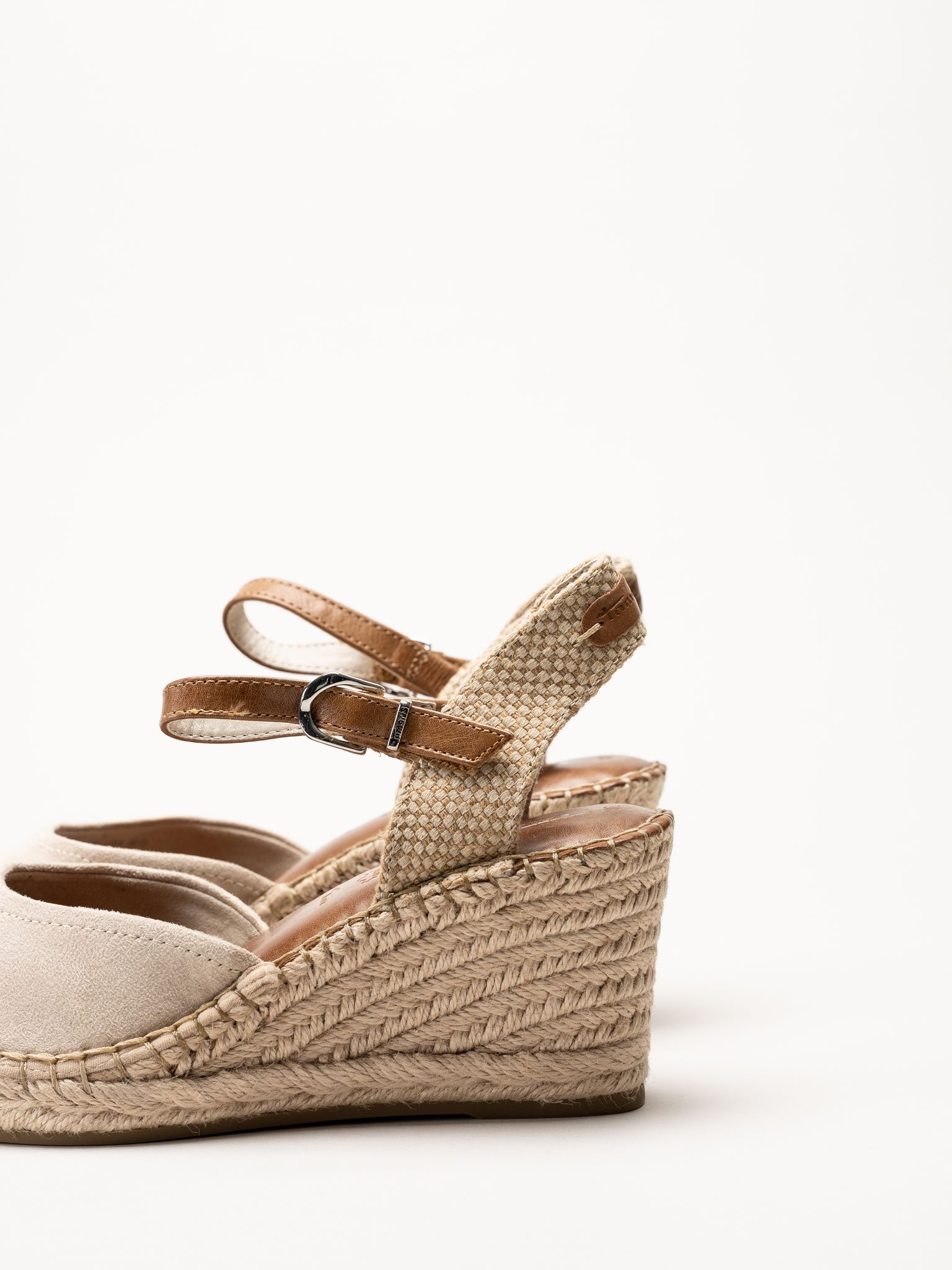 Tamaris - Beige espadrillos med kilklack