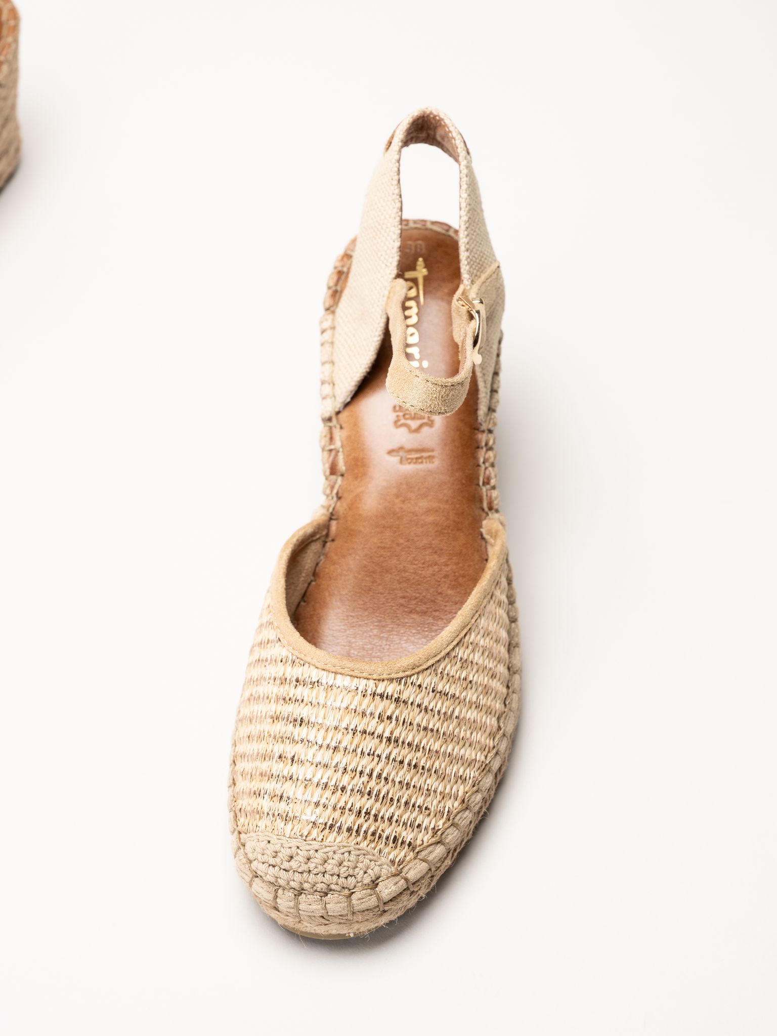Tamaris - Guldiga espadrillos med kilklack