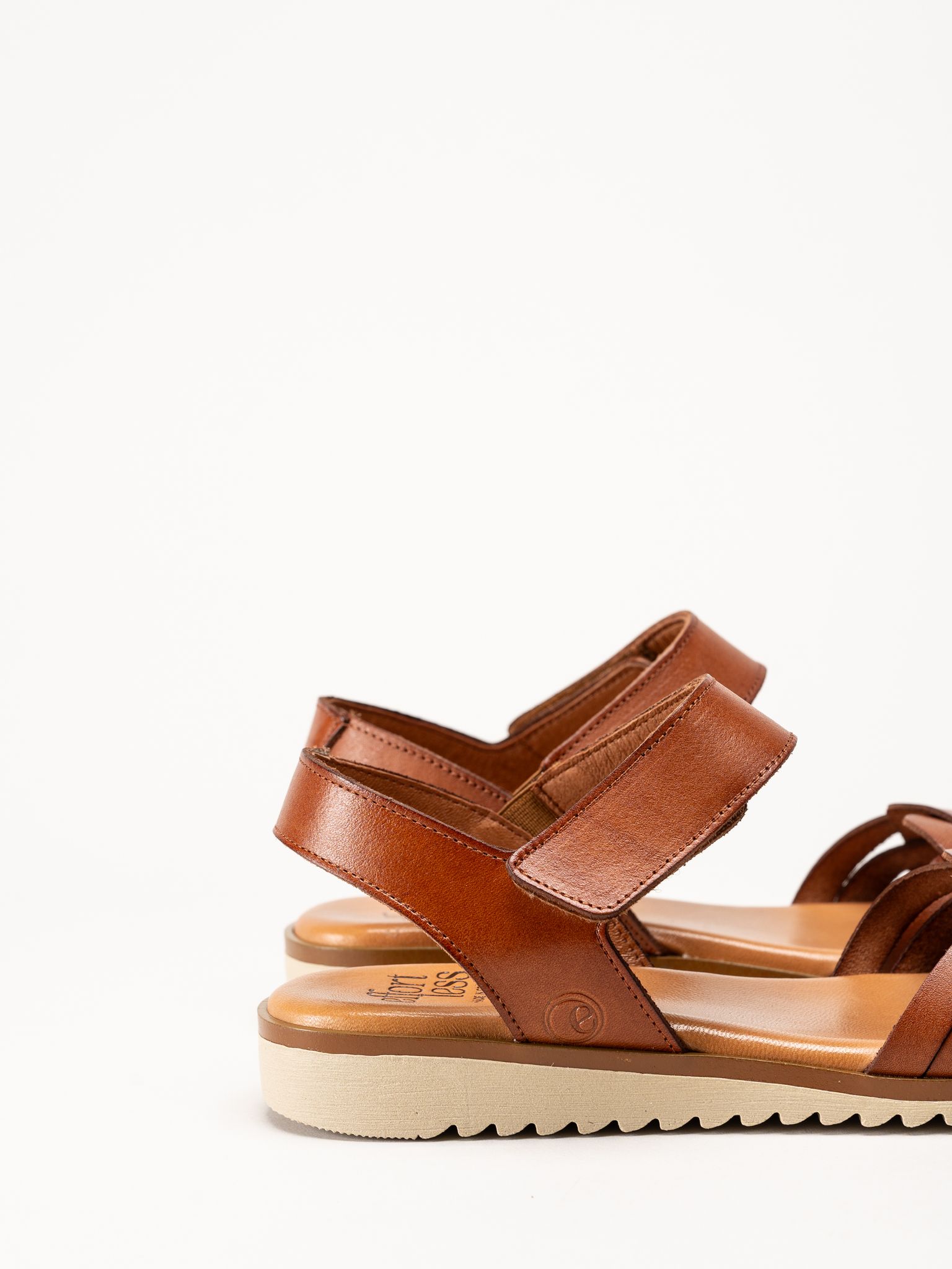 Effortless - Vaquetilla - Bruna sandaler