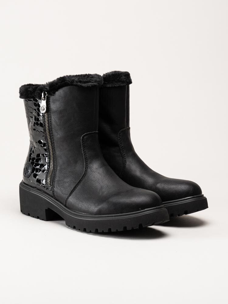 Rieker - Svarta fodrade boots i skinnimitation