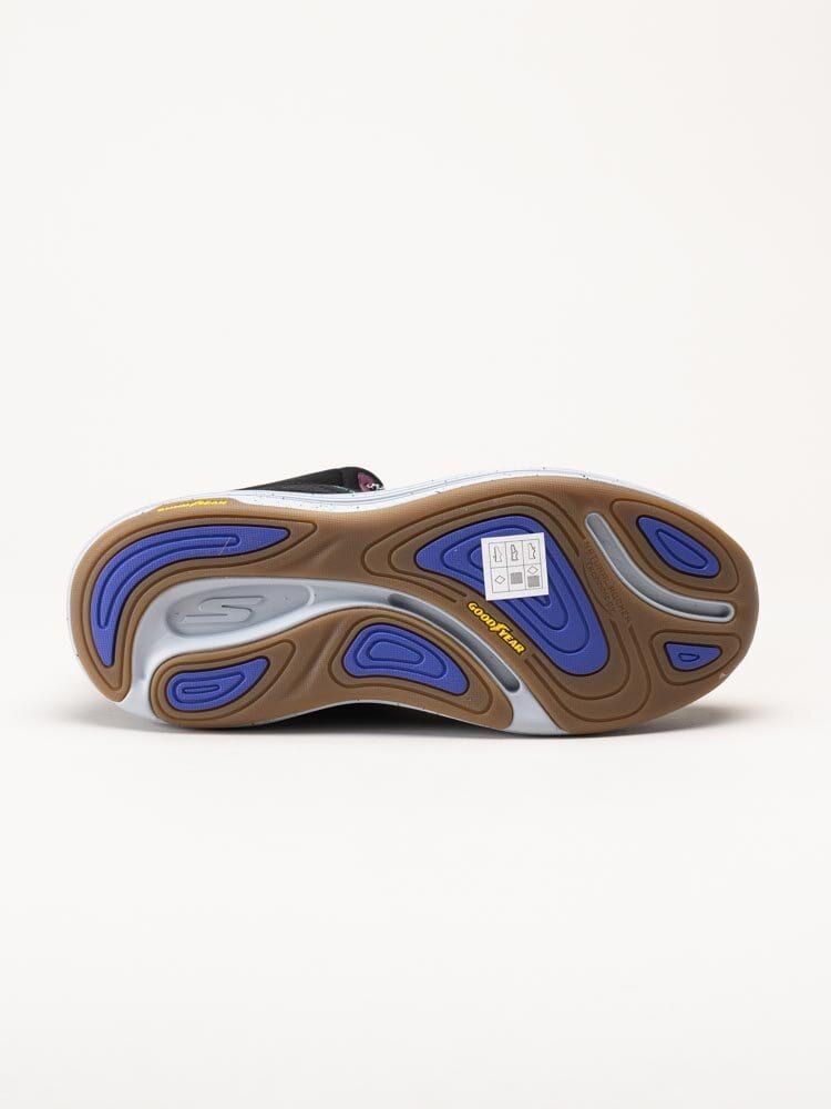 Skechers - Max Cushioning Suspension - Svart lila vattentäta kängor