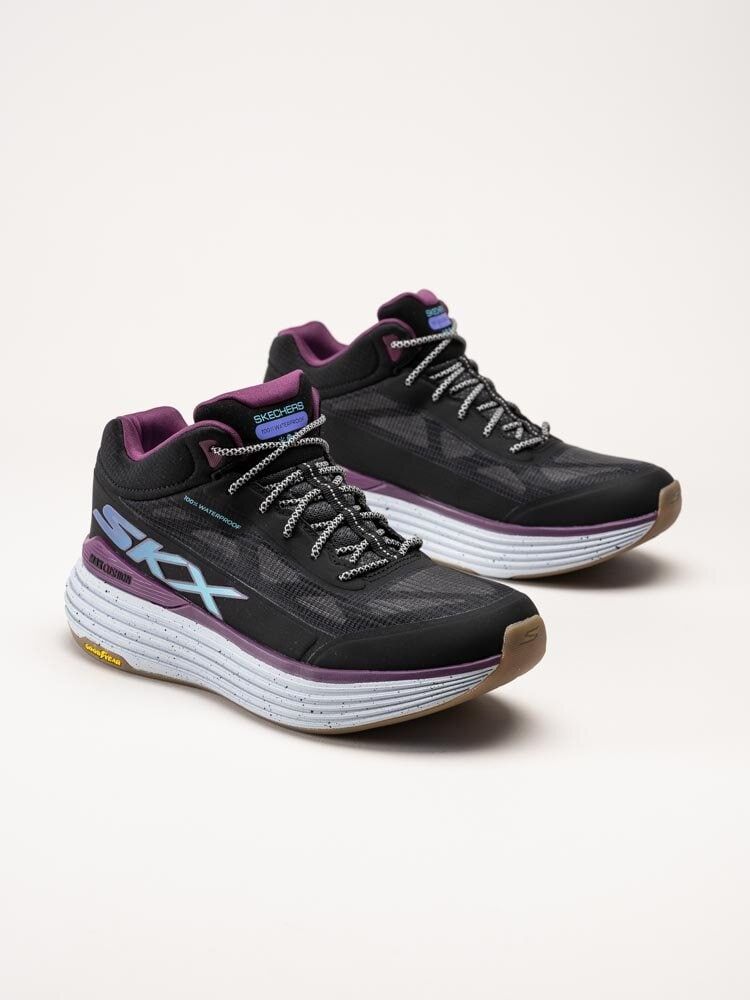 Skechers - Max Cushioning Suspension - Svart lila vattentäta kängor