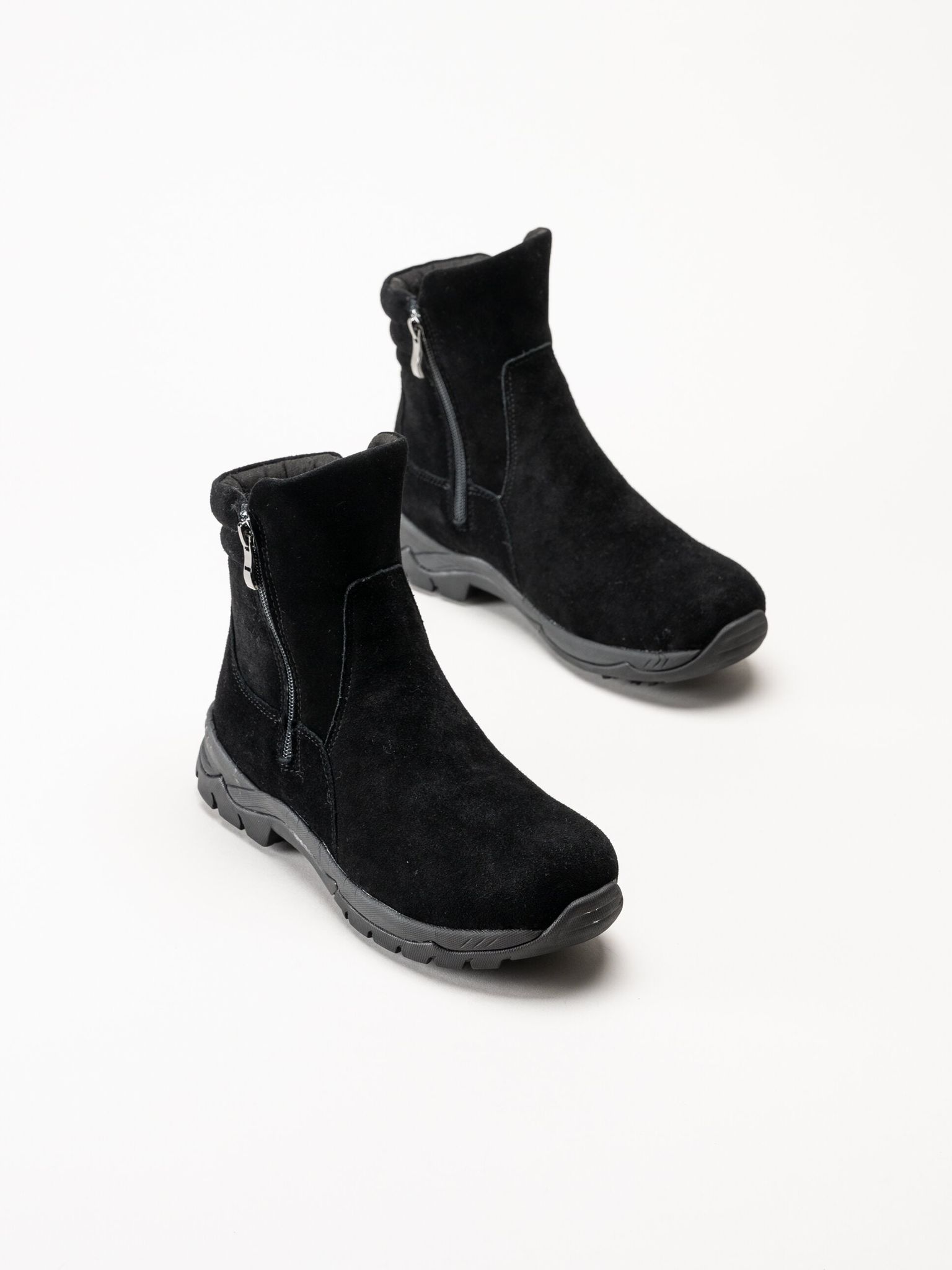 Eskimo - Kenton Studs - Svarta fodrade boots med dobbar i mocka