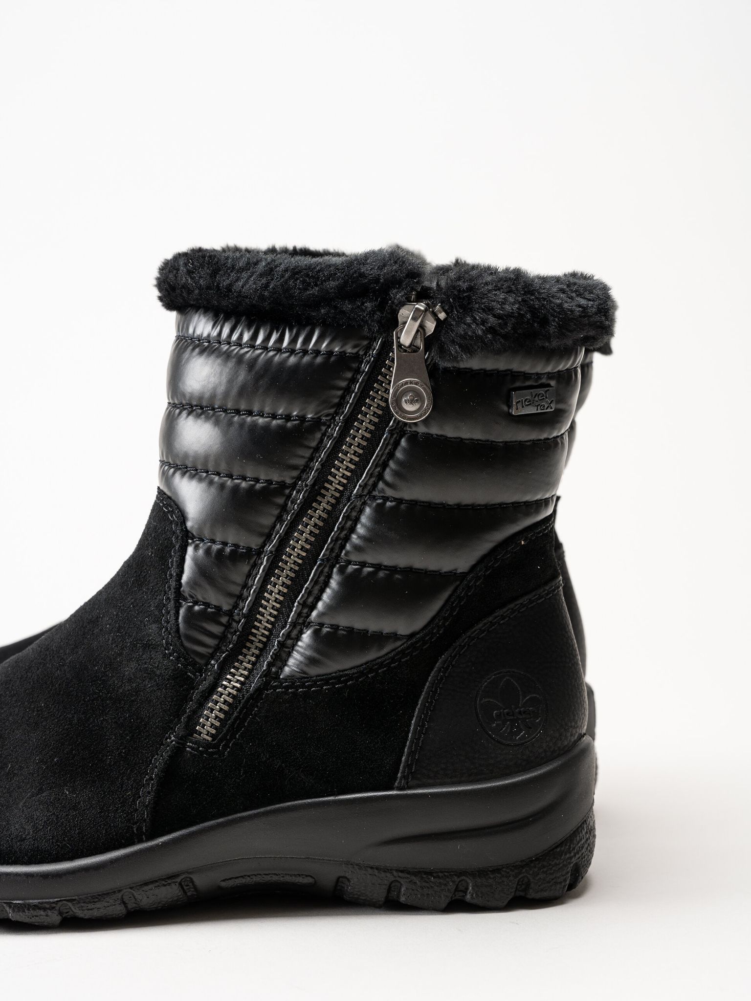 Rieker - Svarta fodrade boots i mocka
