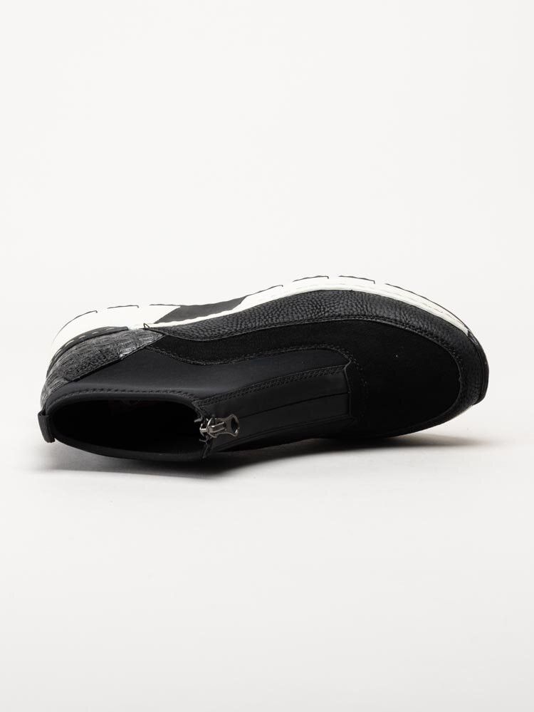 Rieker - Svarta sneakerboots med kilklack