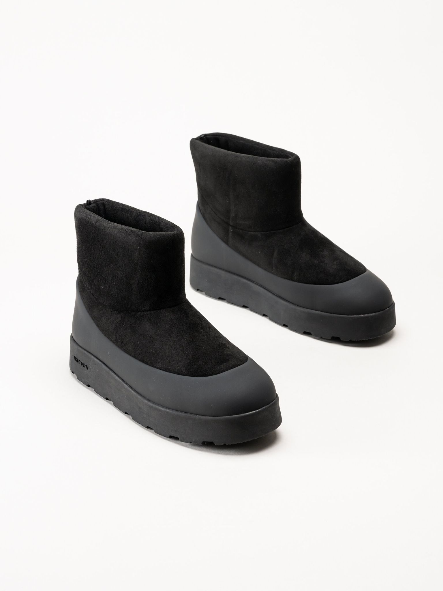 Tretorn - Asto Low Hybrid W - Svarta fodrade boots