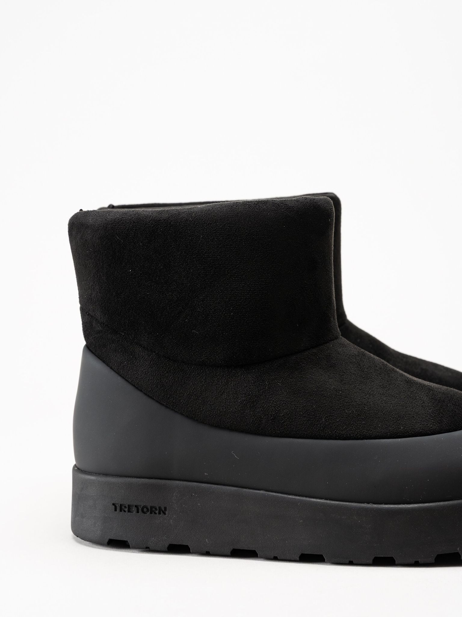 Tretorn - Asto Low Hybrid W - Svarta fodrade boots