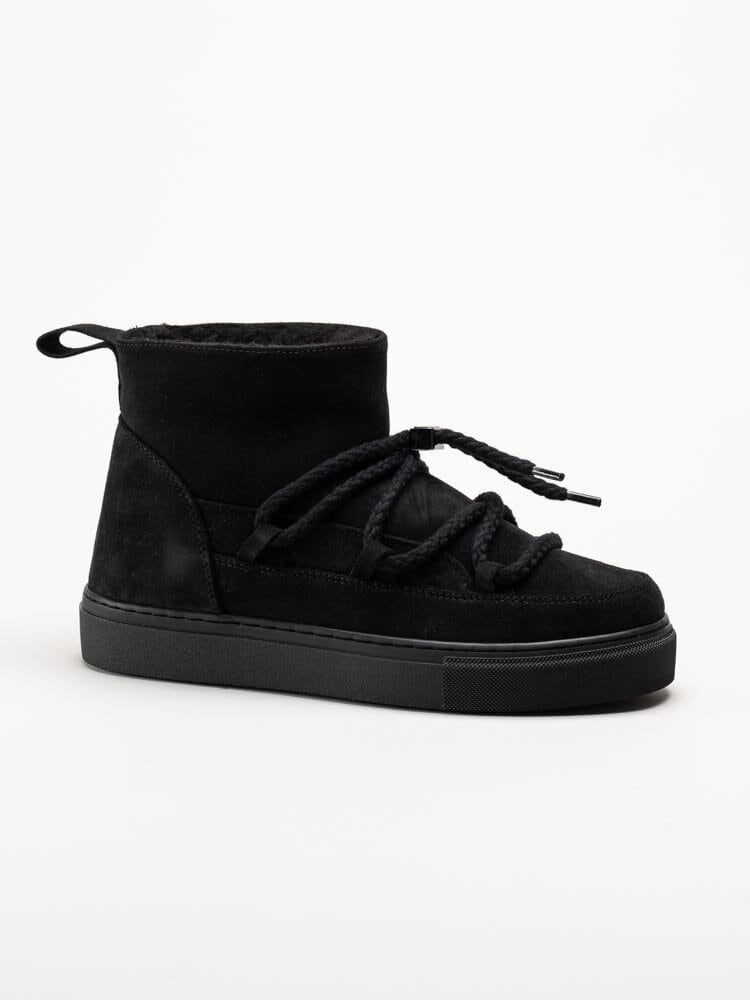 Inuikii - Classic Low - Svarta låga mocka boots