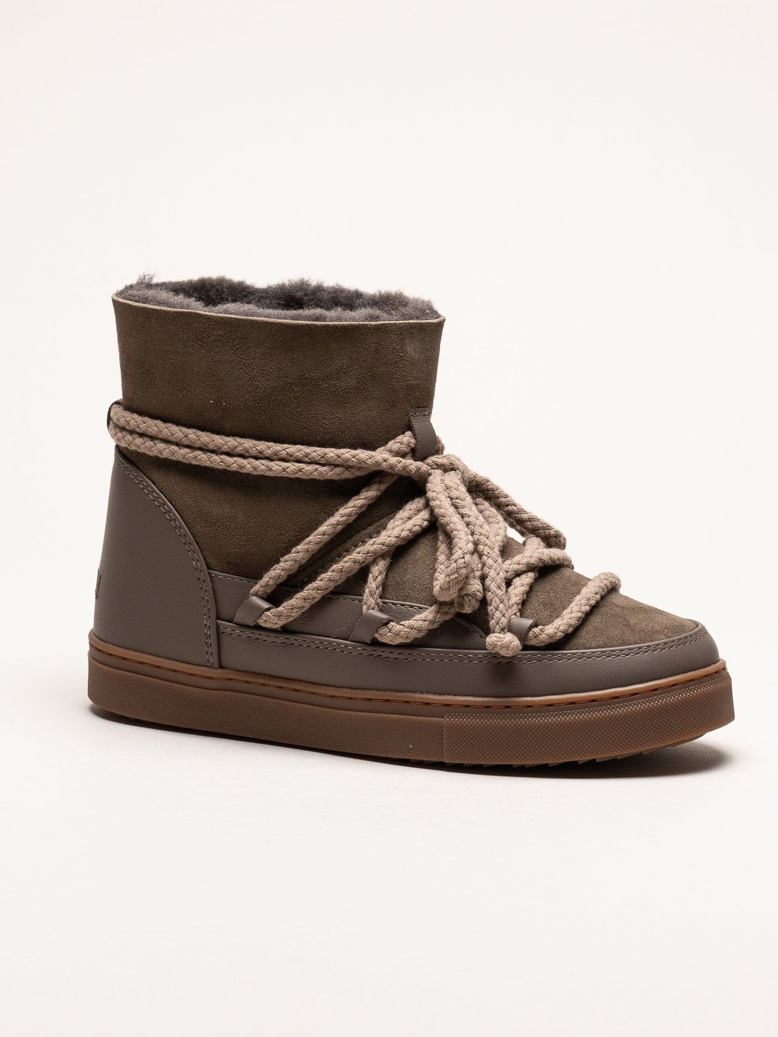 Inuikii - Classic - Taupe vinterboots med fårskinnsfoder
