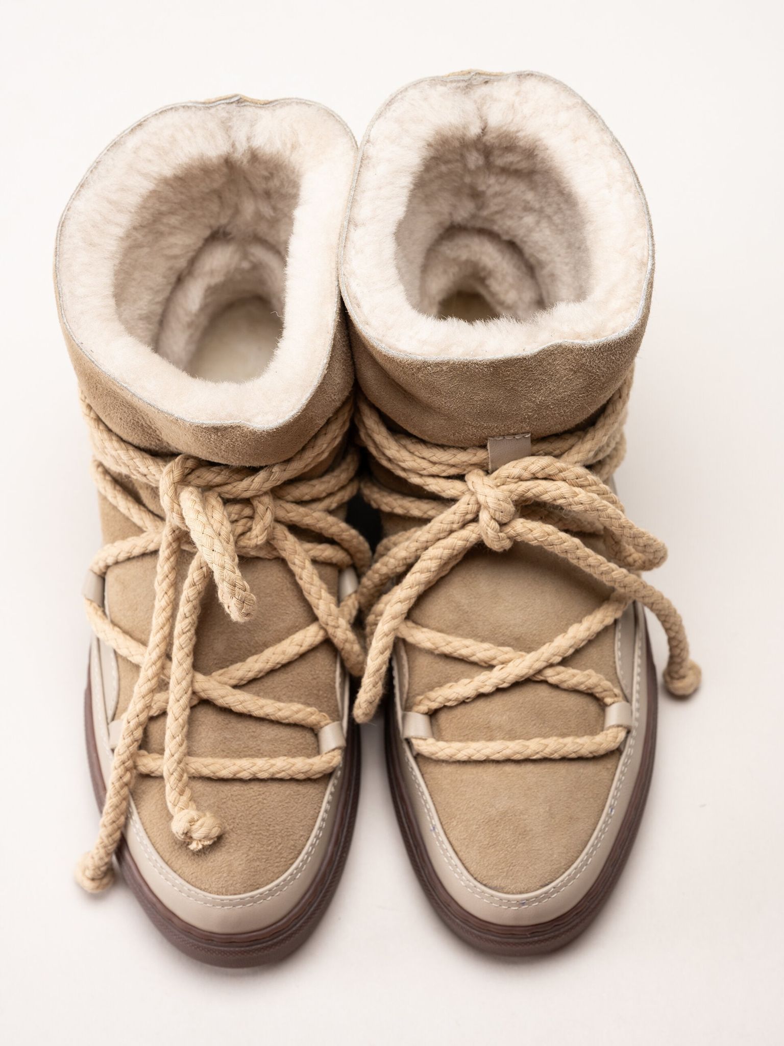 Inuikii - Classic - Beige vinterboots med fårskinnsfoder
