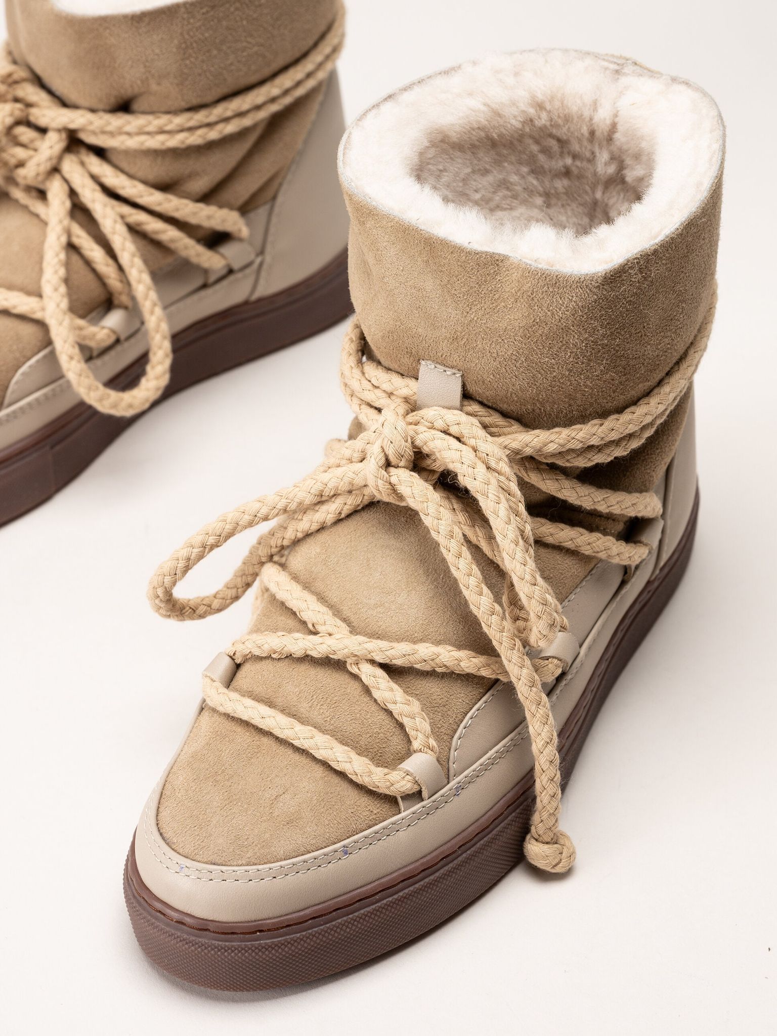 Inuikii - Classic - Beige vinterboots med fårskinnsfoder