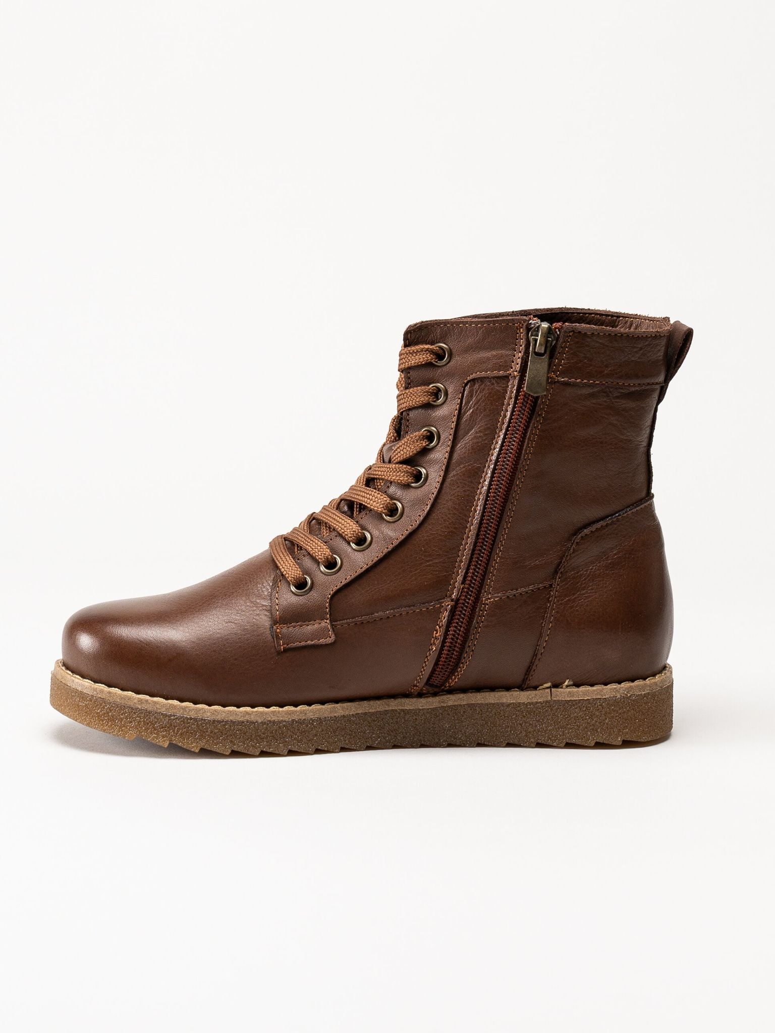 Charlotte of Sweden - Bruna kängor i skinn