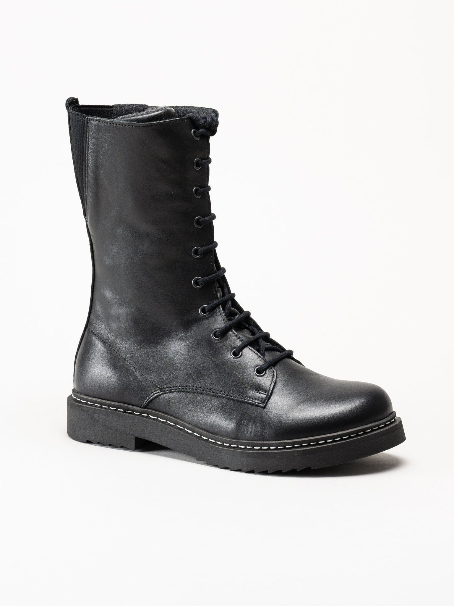 New Feet - Svarta höga snörkängor