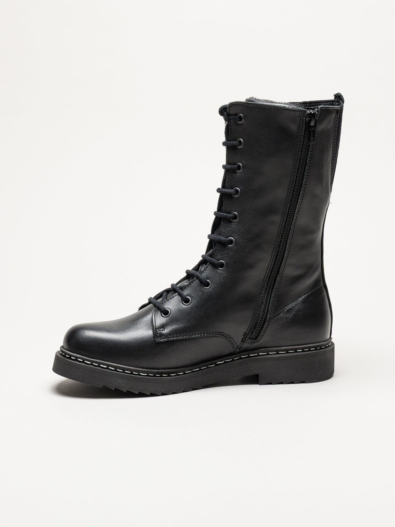 New Feet - Svarta höga snörkängor