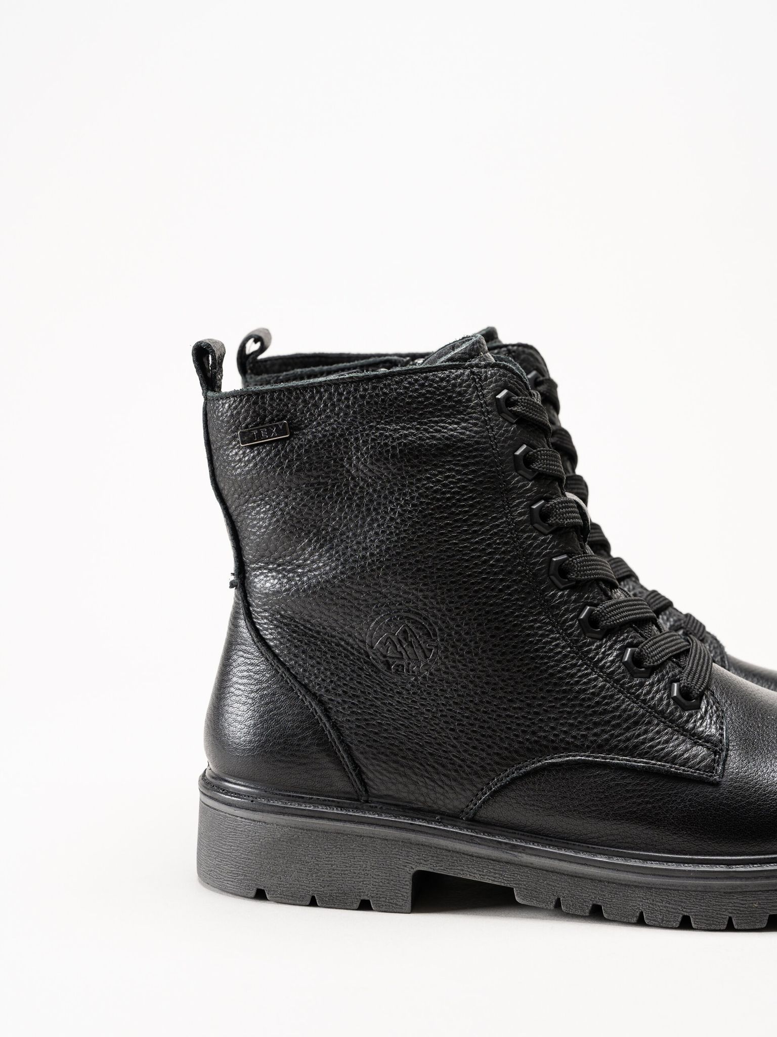G Comfort - Svarta skinnkängor med fårskinnsfoder