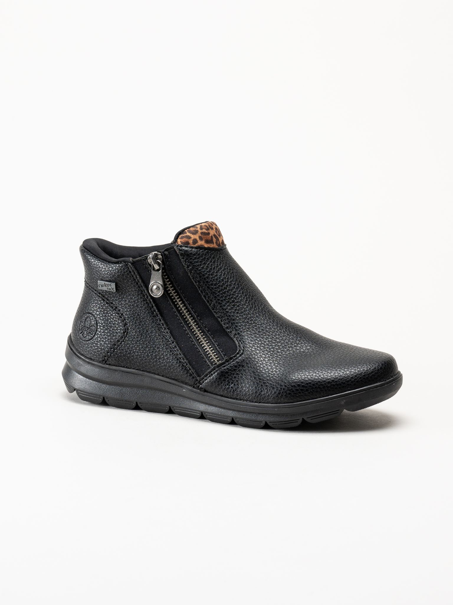 Rieker - Svarta fodrade boots