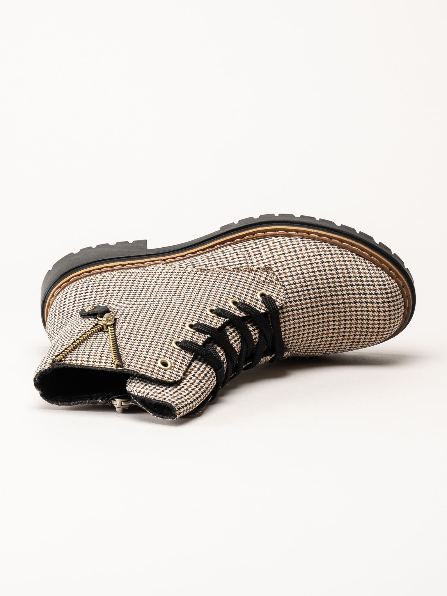 Rieker - Beige fodrade snörkängor