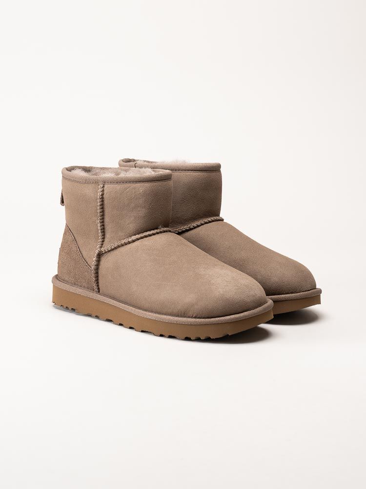 UGG - Classic Mini II - Bruna fodrade boots