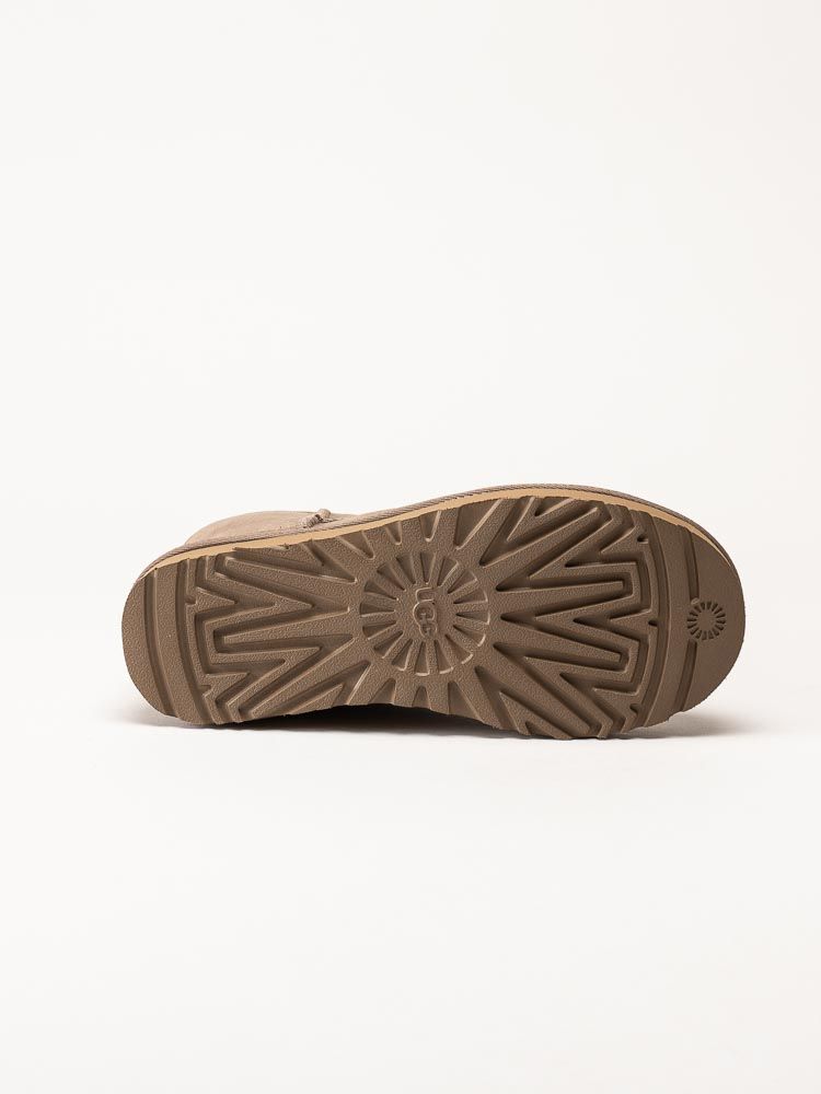 UGG - Classic Mini II - Bruna fodrade boots