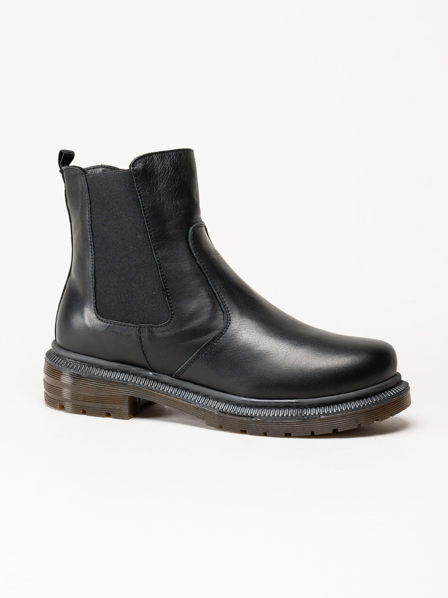 Charlotte of Sweden - Svarta skinnboots