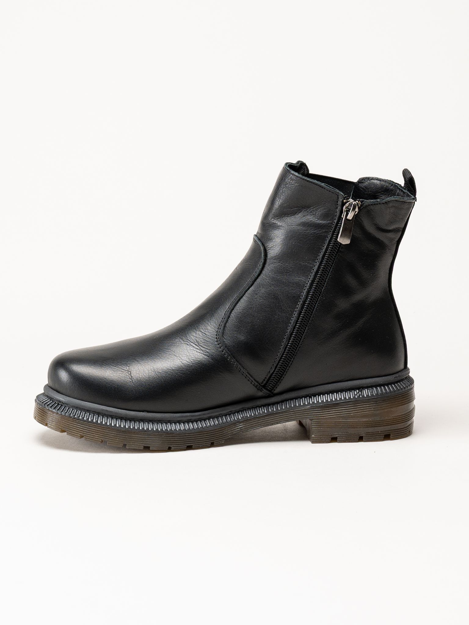 Charlotte of Sweden - Svarta skinnboots