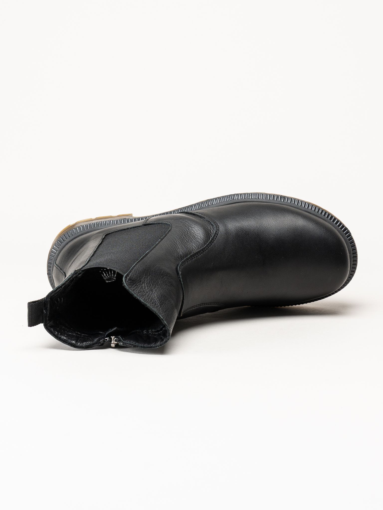 Charlotte of Sweden - Svarta skinnboots