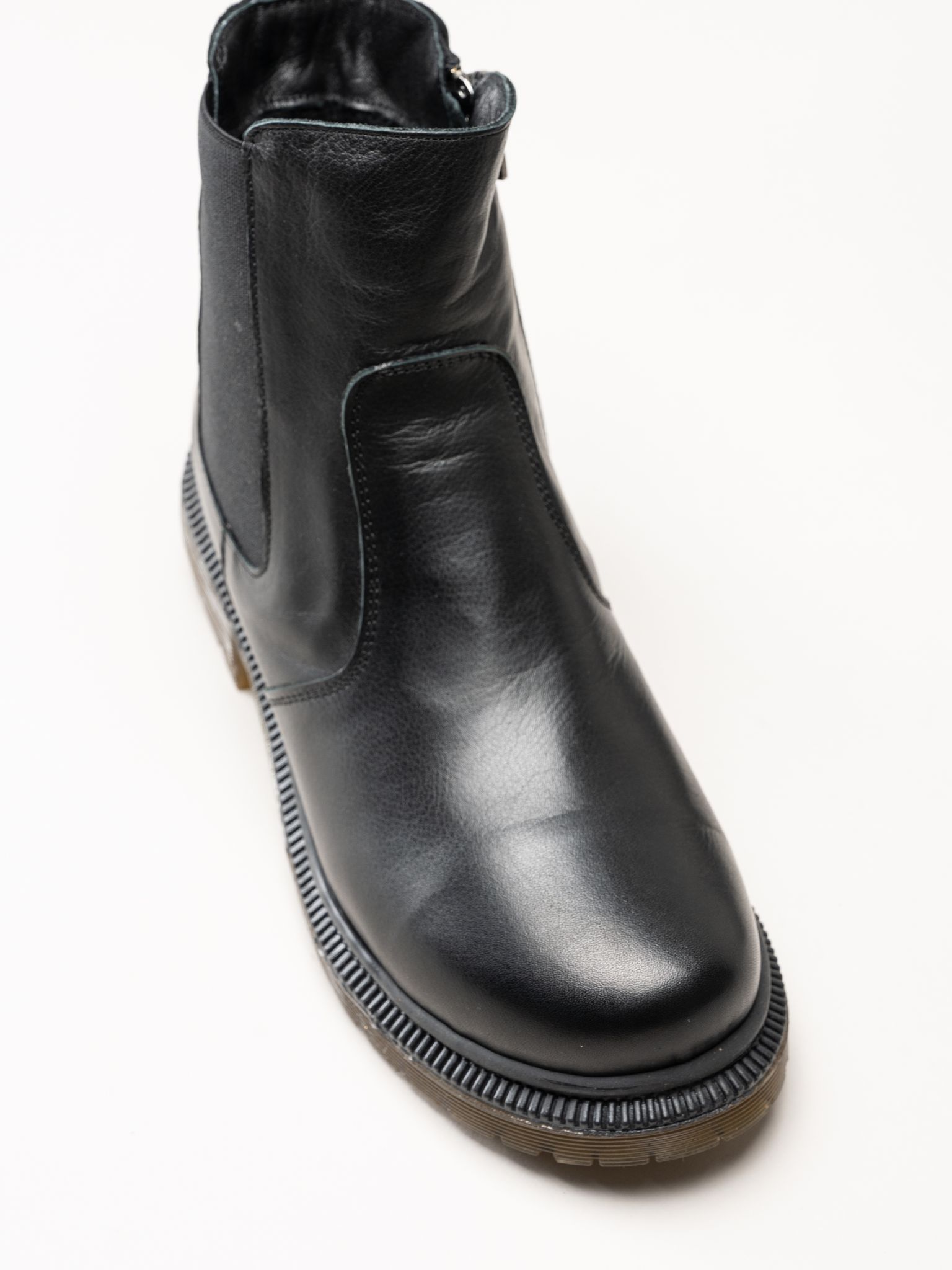 Charlotte of Sweden - Svarta skinnboots