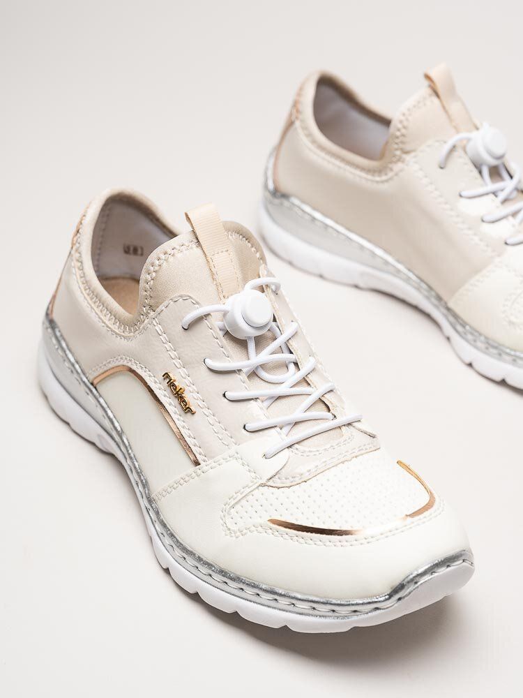 Rieker - Beige promenadskor med metallic detaljer