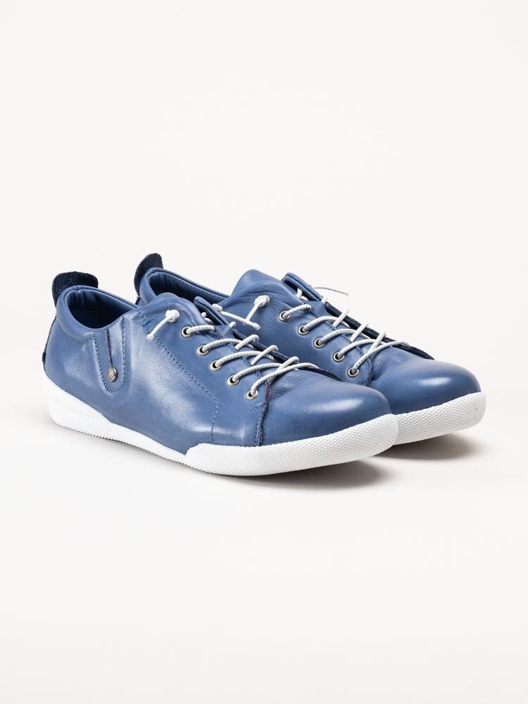 Charlotte of Sweden - Blå sneakers i skinn