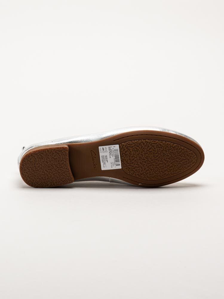 Clarks - Fawna Soft D - Slilver ballerina i skinn
