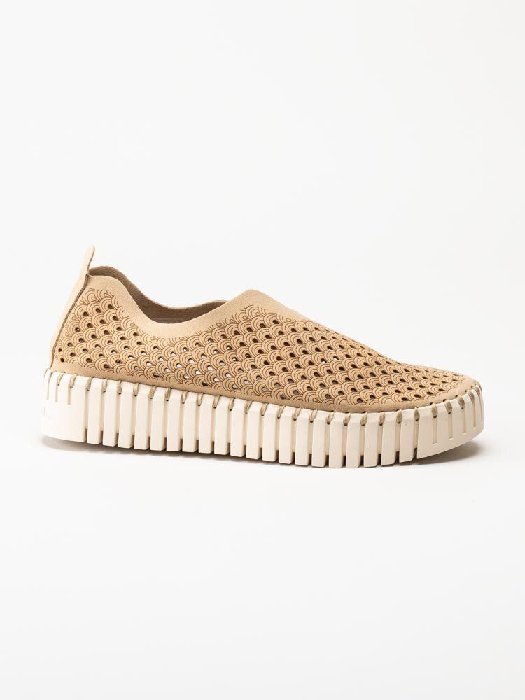 Ilse Jacobsen - Tulip3373 - Beige slip on skor med perforering
