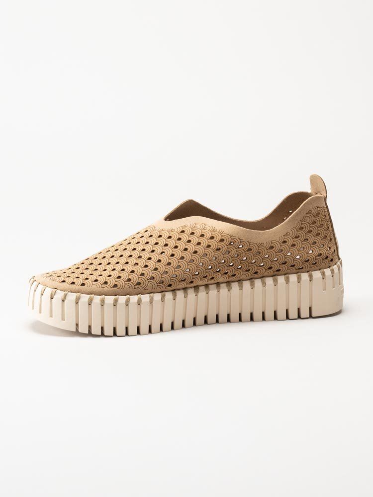Ilse Jacobsen - Tulip3373 - Beige slip on skor med perforering