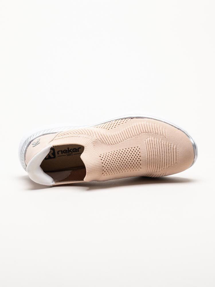 Rieker - Ljusrosa slip on skor i textil