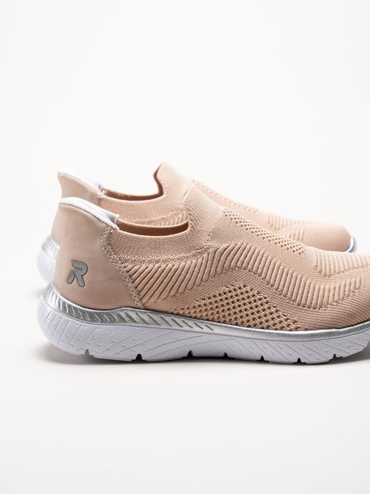 Rieker - Ljusrosa slip on skor i textil