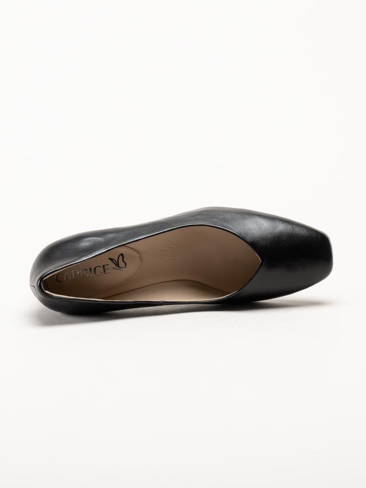 Caprice - Svarta klassiska pumps i skinn