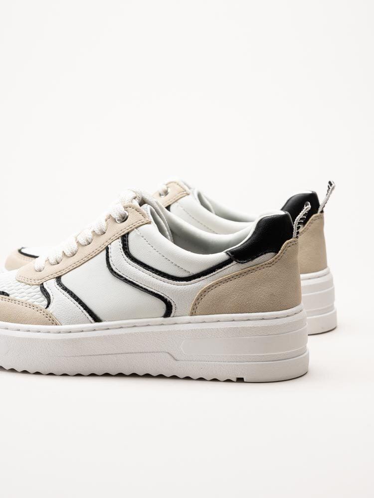 Marco Tozzi - Vita sneakers med beige detaljer