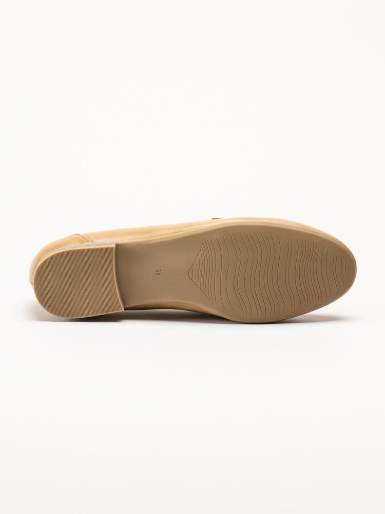 Marco Tozzi - Ljusbruna loafers i skinnimitation