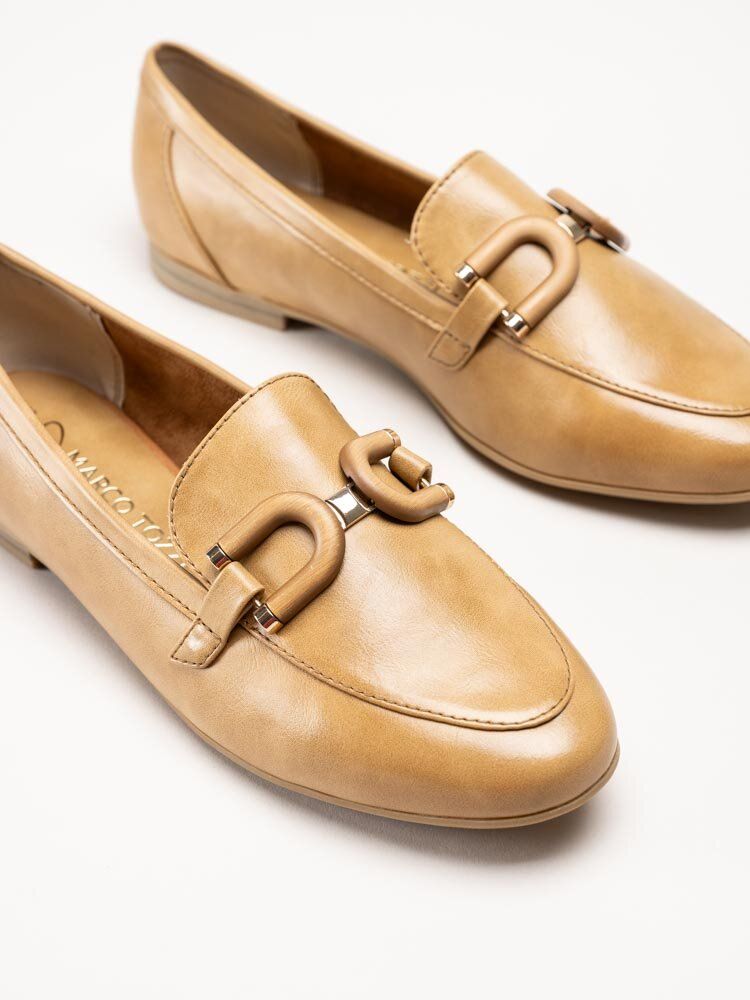 Marco Tozzi - Ljusbruna loafers i skinnimitation