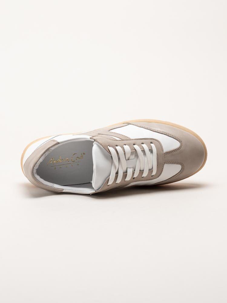 Andrea Conti - Vit beige sneakers i skinn