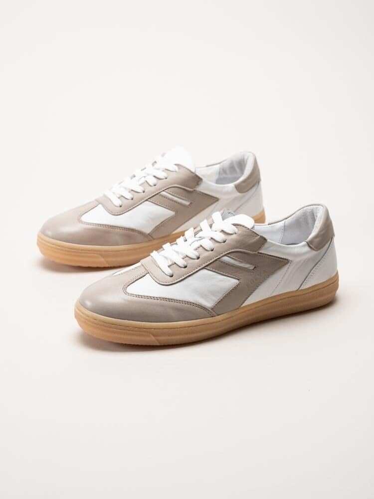 Andrea Conti - Vit beige sneakers i skinn