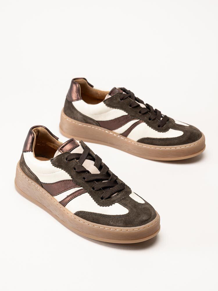 Gabor - Vitbruna sneakers i skinn och mocka