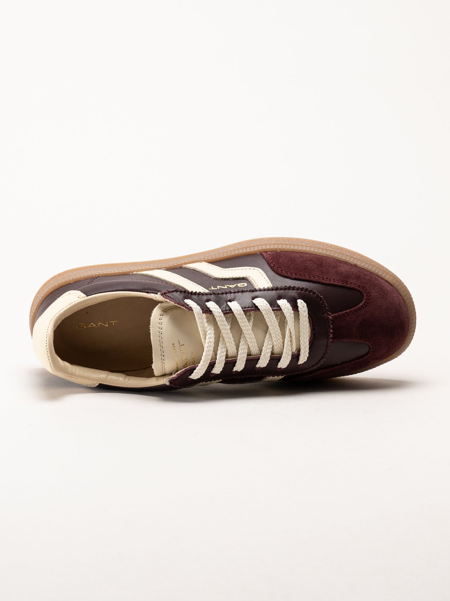 Gant Footwear - Cuzima Sneaker - Vinröda retro sneakers i skinn och mocka